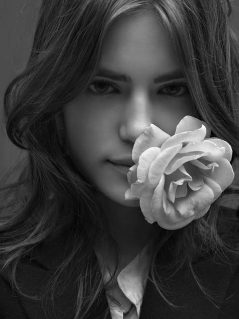 像花吃了那女孩