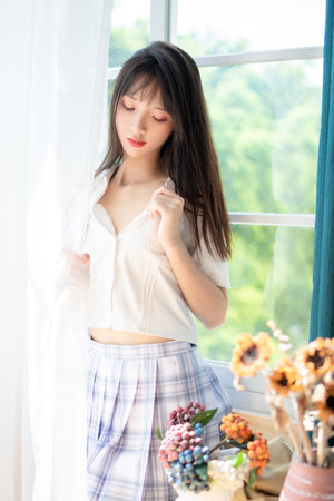 被缚动漫口球挣扎